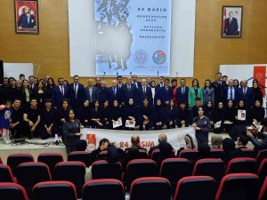 Bayburt’ta Öğretmenler Günü Coşkuyla Kutlandı