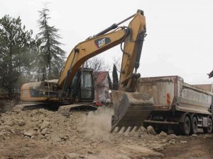 Kütahya’da 22 Metruk Binanın Daha Yıkımı Gerçekleşti