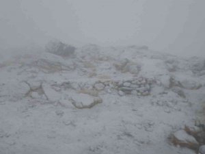 Nemrut Dağı’nda Kar Yağışı Başladı