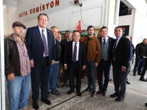 Kumluca’da Toptancı Halleri Sezonu Açtı