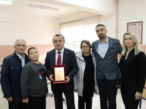 Merhum Öğretmenin İsmi Okulunda Yaşayacak