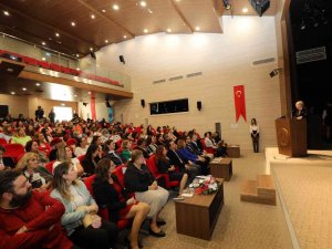 Medyada Kadına Yönelik Olan Şiddet Dili Tartışıldı