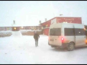 Aladağlar’a Kar Yağdı