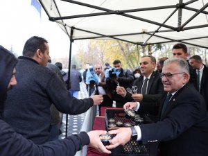 Başkan Büyükkılıç’tan Erü’de Aşure İkramı