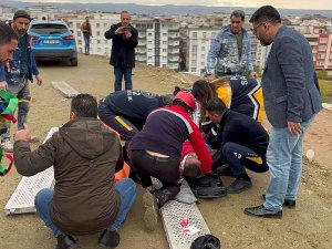 Batman Valiliğinden Cami Külliyesi Çökmesi Hakkında Açıklama: 1 Ölü, 19 Yaralı