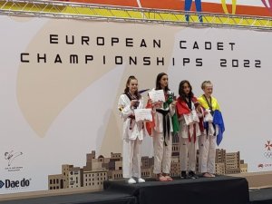 Yıldız Taekwondoculardan Bir Gümüş Bir Bronz Madalya