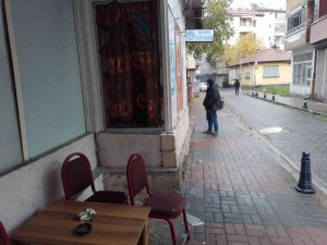 Devrek’te Ülkü Ocağı’nın Camları Kırıldı