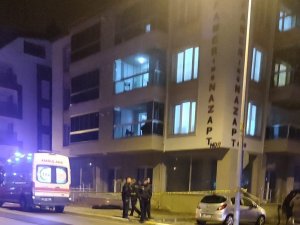 Balkondan Düşen Yaşlı Kadın Hayatını Kaybetti