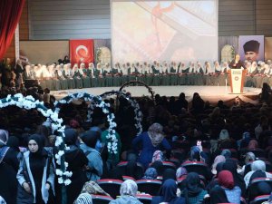 Kur’an’ı Ezberleyen 84 Kız Öğrenci İcazetlerini Aldı