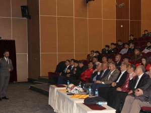Sivas’ta Rekor Sayı İle Futbol Aday Hakem Kursu Başladı