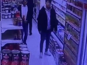 Salamı Pantolonuna Sakladı, Yanındaki Hırsızlar Bile Şaşırdı