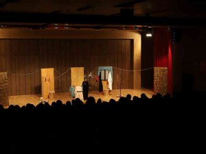 Filistinli Meryem’in Hikayesi Bağcılar’da Sahnelendi