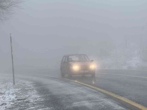 Domaniç’e Mevsimin İlk Karı Yağdı