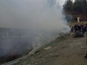 Sinop’taki Tekstil Yangınında Dumandan Etkilenen Sayısı 10’a Yükseldi