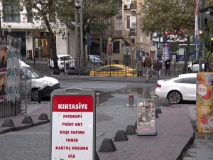 Beyoğlu’nda Polis Ekipleri Ve Şüpheliler Arasında Çatışma: 1 Ölü