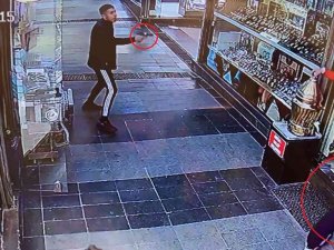 Tarihi Çarşıdaki Dehşet Anları Kamerada