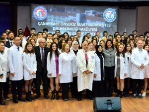 Çomü Diş Hekimliği Fakültesi Beyaz Önlük Giyme Töreni Gerçekleşti