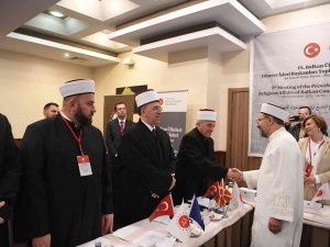 Diyanet İ̇şleri Başkanı Erbaş: "Birliğimize En Büyük Kötülüğü Yapan Terör Örgütleriyle Mücadele Etmemiz Gerekiyor”