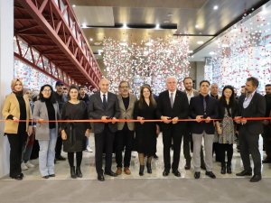 Akademisyen Ve Öğretmenlerin Hazırlamış Olduğu 62 Eser Sanatseverlerle Buluştu