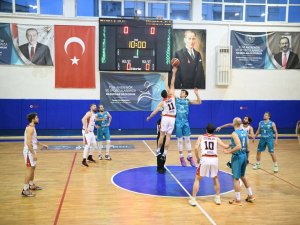 Çayırova Belediyesi, Nazilli Belediyesi’ni 86-73 Mağlup Etti
