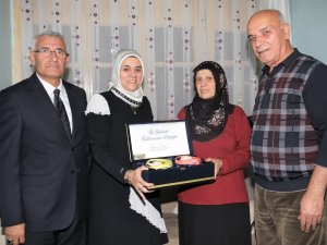 Güder, Yarım Asırlık Çiftin Gönüllerine Dokundu