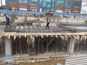 Yeni Hal, İ̇ş Ve Yaşam Merkezi 2. Etap Projesi Hızla Yükseliyor