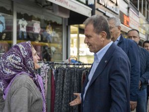 Seçer: "Mersin, Geniş Bir Renk Cümbüşünün Olduğu Bir Kent"