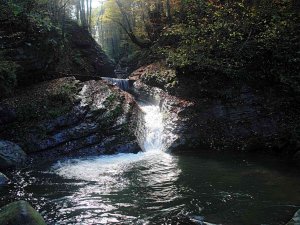 Saklı Cennet ‘Kudavas Şelalesi’ Ziyaretçilerini Büyülüyor