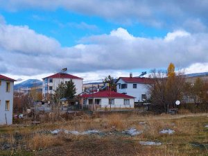 Varto’ya Mevsimin İlk Karı Düştü