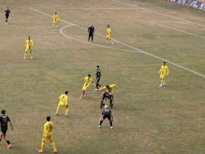 Bayburt Özel İ̇darespor Kendi Evinde 7- 0 Yenildi