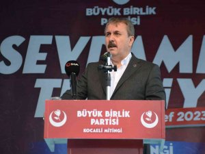 Bbp Lideri Destici: "Kim Başörtüsüne Özgürlükten Yana; Kim Yasaktan Yana; Kim Başörtüsü Düşmanları İle Kol Kola Göreceğiz"
