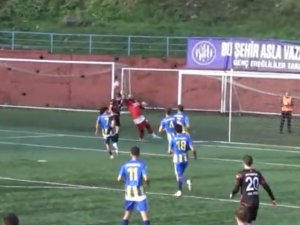 Çaycumaspor’un Kalecisi Demirdelen’in Maçta Yaşadığı Kazada Kafatası Çatladı...o Anlar Amatör Kamerada