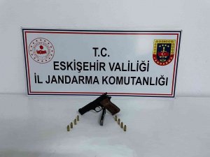 El Yapımı Tabanca Ele Geçirildi