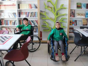 Bu İlçede Tüm Öğrenciler Bir Saatliğine Engelli Oldu