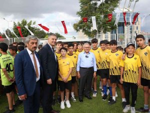 Başkan Büyükkılıç’ın Amatör Spor Kulüplerine Desteği Sürüyor