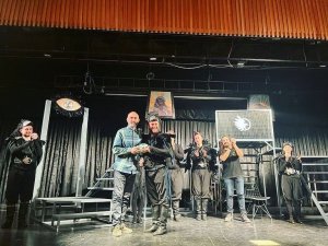 Eskişehir ‘Sui Generis Tiyatro’dan Festival Damgası