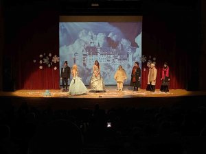 Su Krallığı Prensleri Sahnelendi