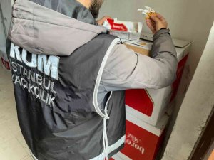 İ̇stanbul’da Kaçak Sigara Operasyonu: Piyasa Değeri 300 Bin Lira Olan Sigara Ele Geçirildi