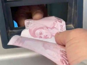 Eskişehir’de Bozulan Su Yükleme Otomatına ’İnsan Eli’ Çözümü