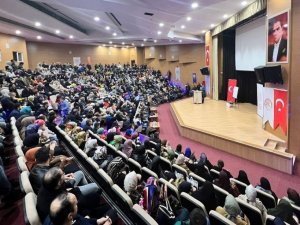Bingöl’de ’Aile Bilinci’ Konferansı Yapıldı