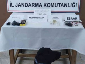 Yol Kontrolünde Durdurulan Araçtan Uyuşturucu Madde Çıktı