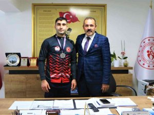 Siirtli Sporcu Dünya 2.’si Oldu