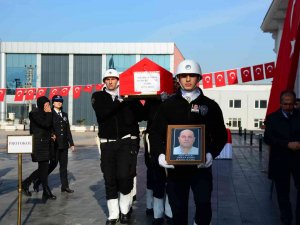 Kalbine Yenik Düşen Polis Memuru, Son Yolculuğuna Uğurlandı