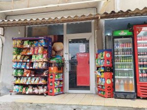 Hayırsever İş İnsanı Bakkalın Veresiye Defterindeki Borçları Ödedi