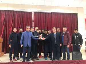 İ̇lk Ve Son Mezunlar Geleneksel Pilav Gününde Buluştu