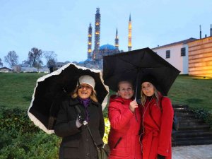 Yağmur Yağışı Edirnelileri Sevindirdi