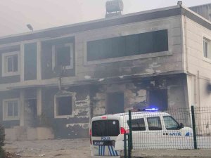 Kimya Fabrikasındaki Yangın Söndürüldü