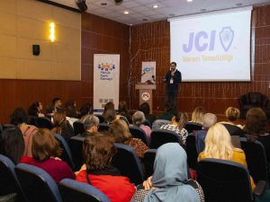 Üretici Kadınlara ’Dijital Pazarlama Eğitimi’ Verildi