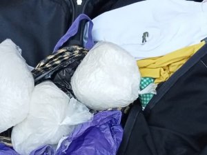 Taksideki Valizde Uyuşturucu Ele Geçirildi: 2 Gözaltı