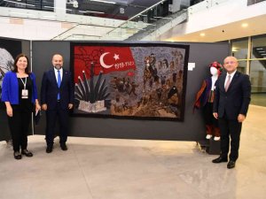 Sanatın On Halinde Sergi Ve Ödül Töreni Yapıldı